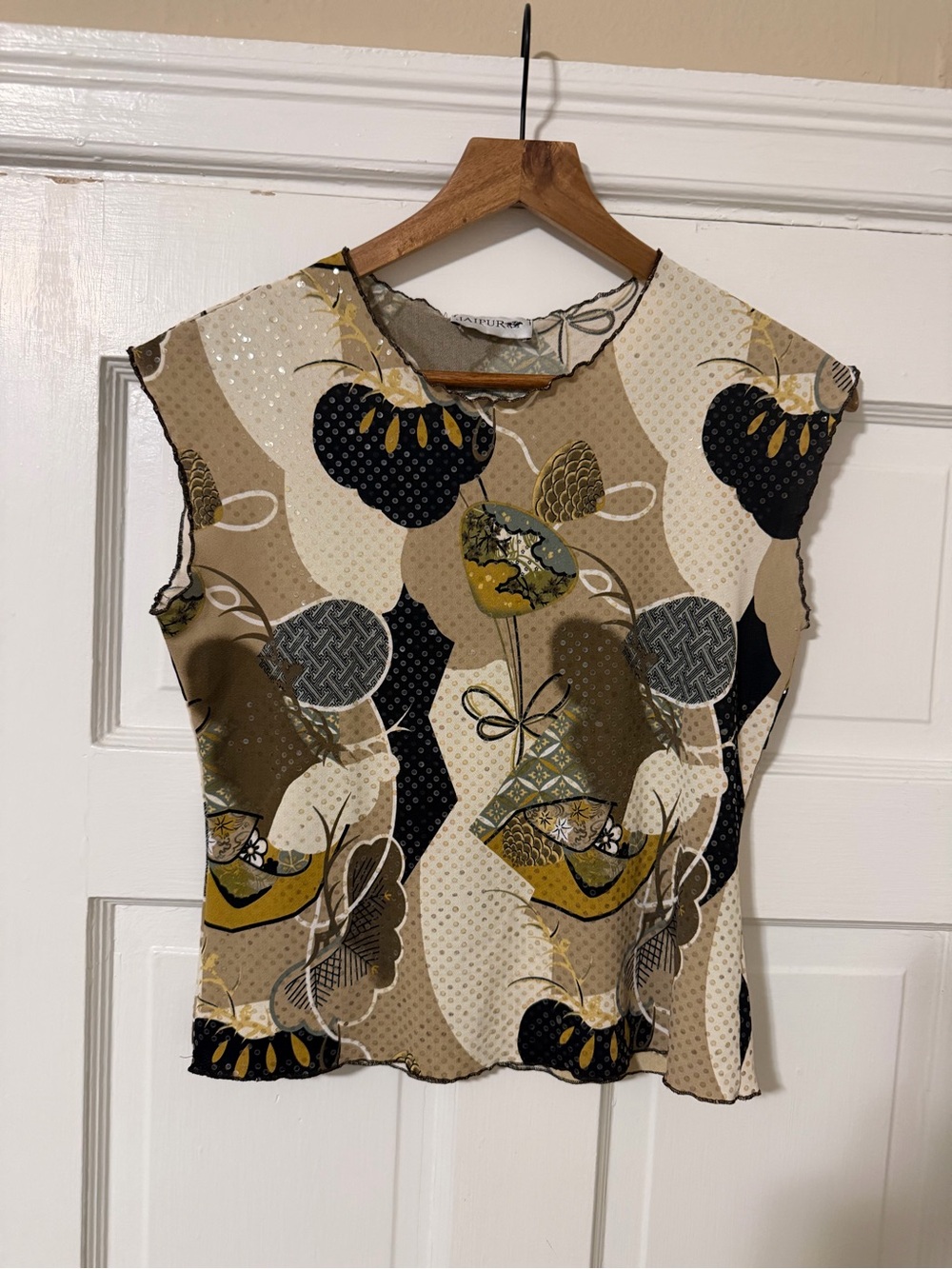 Jaipur Sleeveless Camisole in Beige, Olive & Black